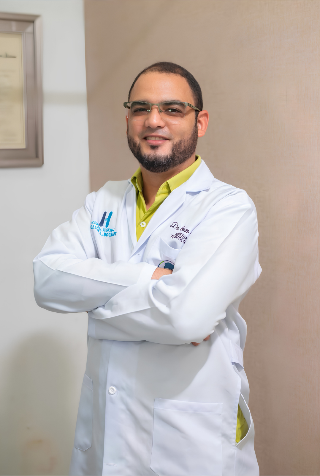 Dr. Ciprian Cruz — Especialista en Ortopedia y Traumatología